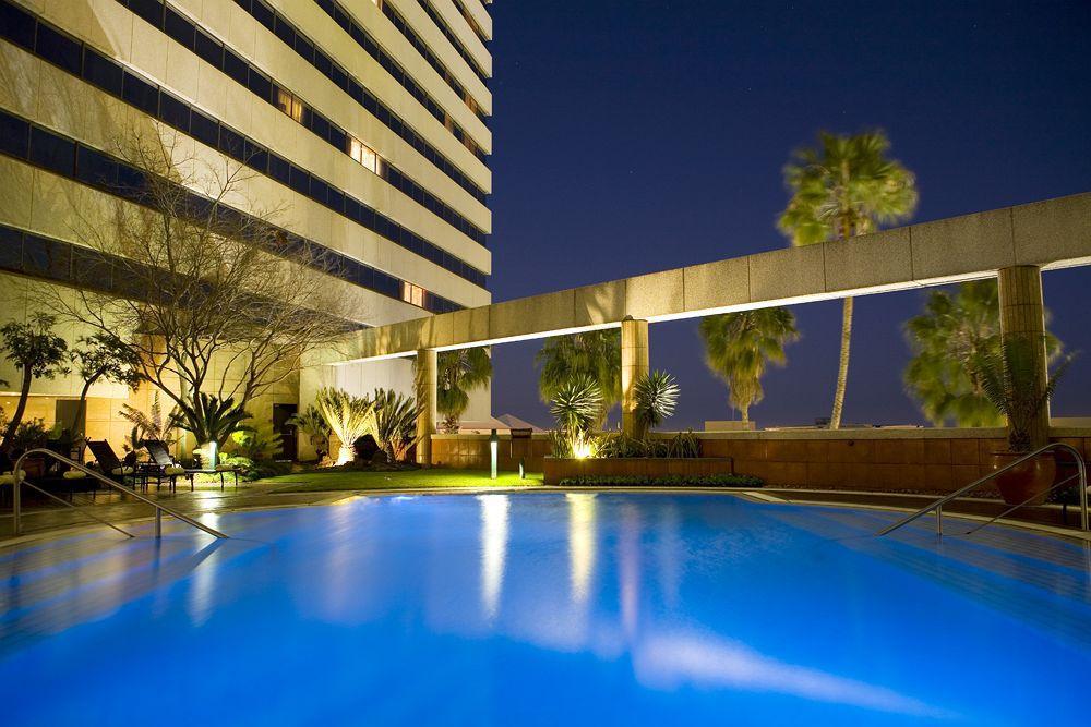 Intercontinental Johannesburg Sandton Towers, An Ihg Hotel Exterior foto